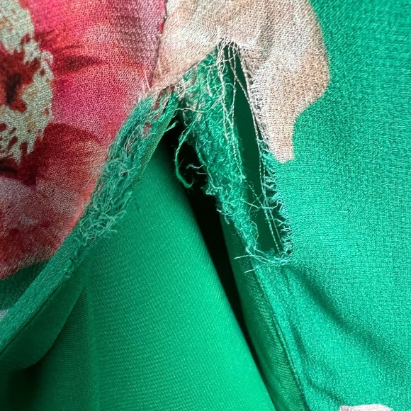 Yumi Kim Tracey Green Floral Maxi Dress Size XS Sold Out  - FLAW - Picture 15 of 16